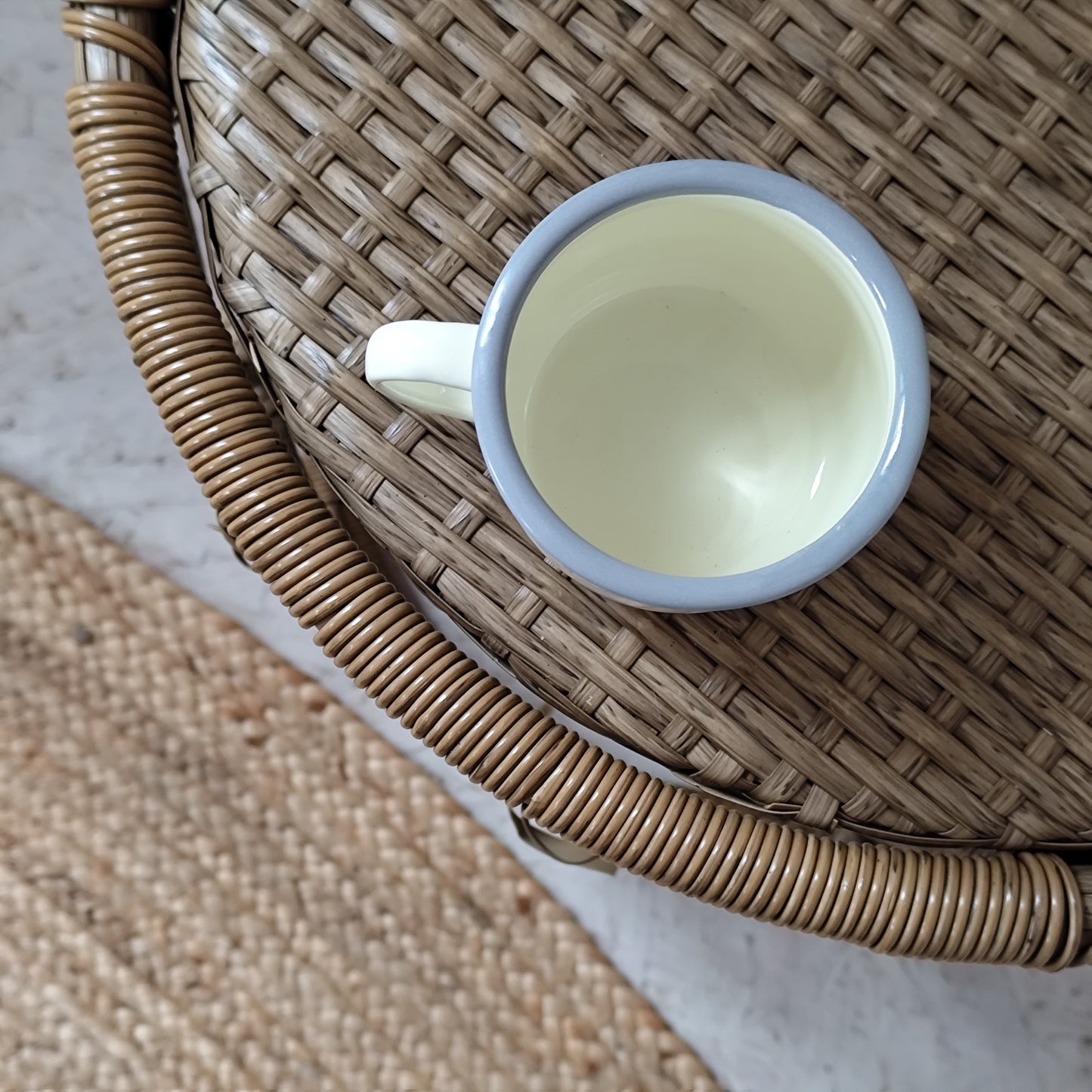 Enamel Belly Mug - 375ml - Cream
