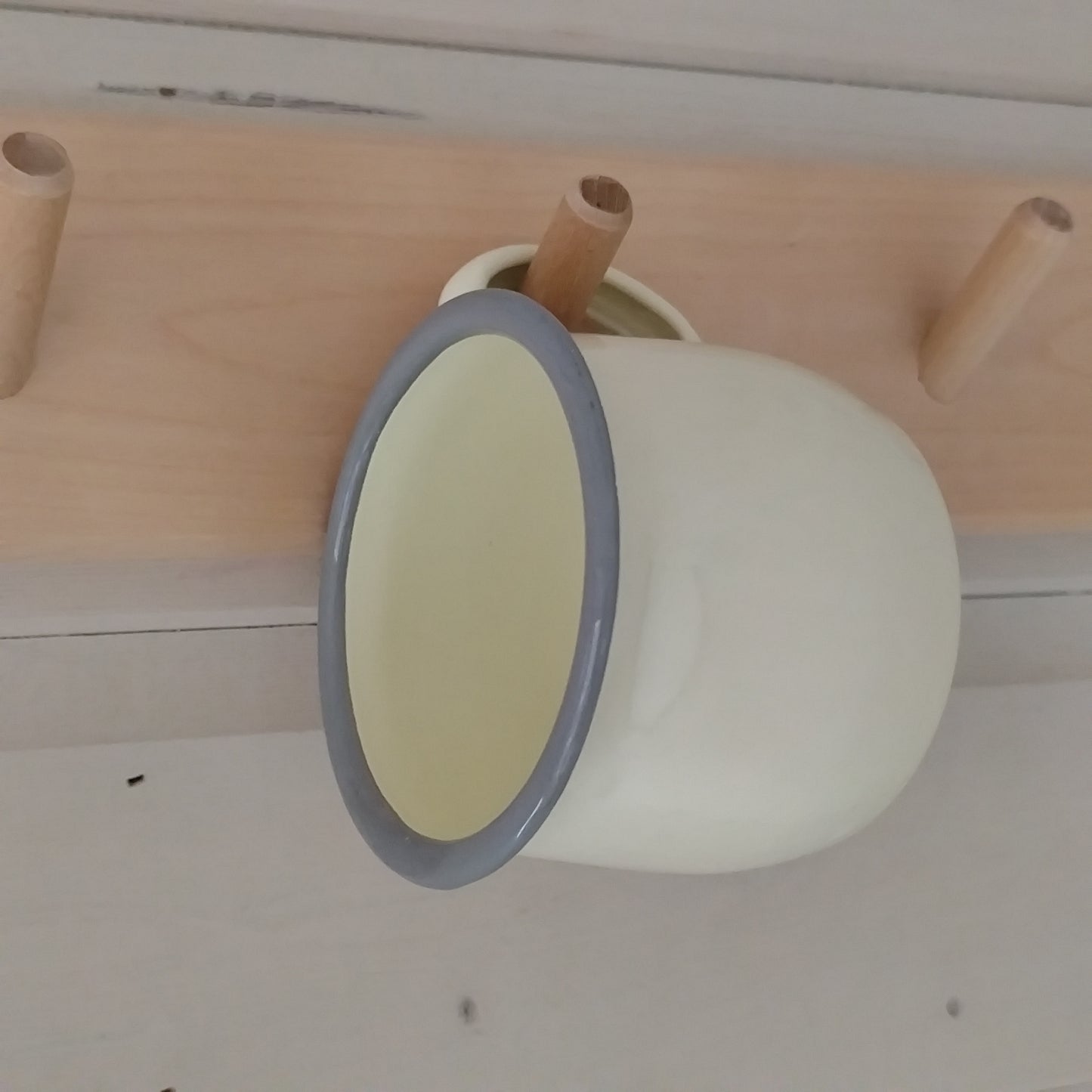 Enamel Belly Mug - 375ml - Cream