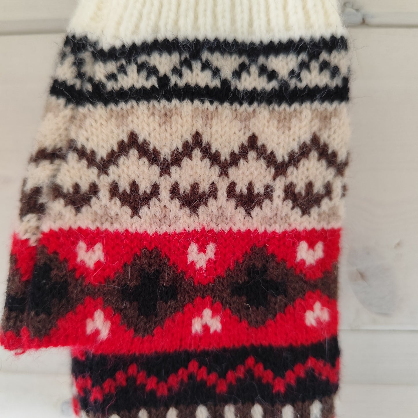 Jess & Lou - Nordic Red Fingerless Gloves