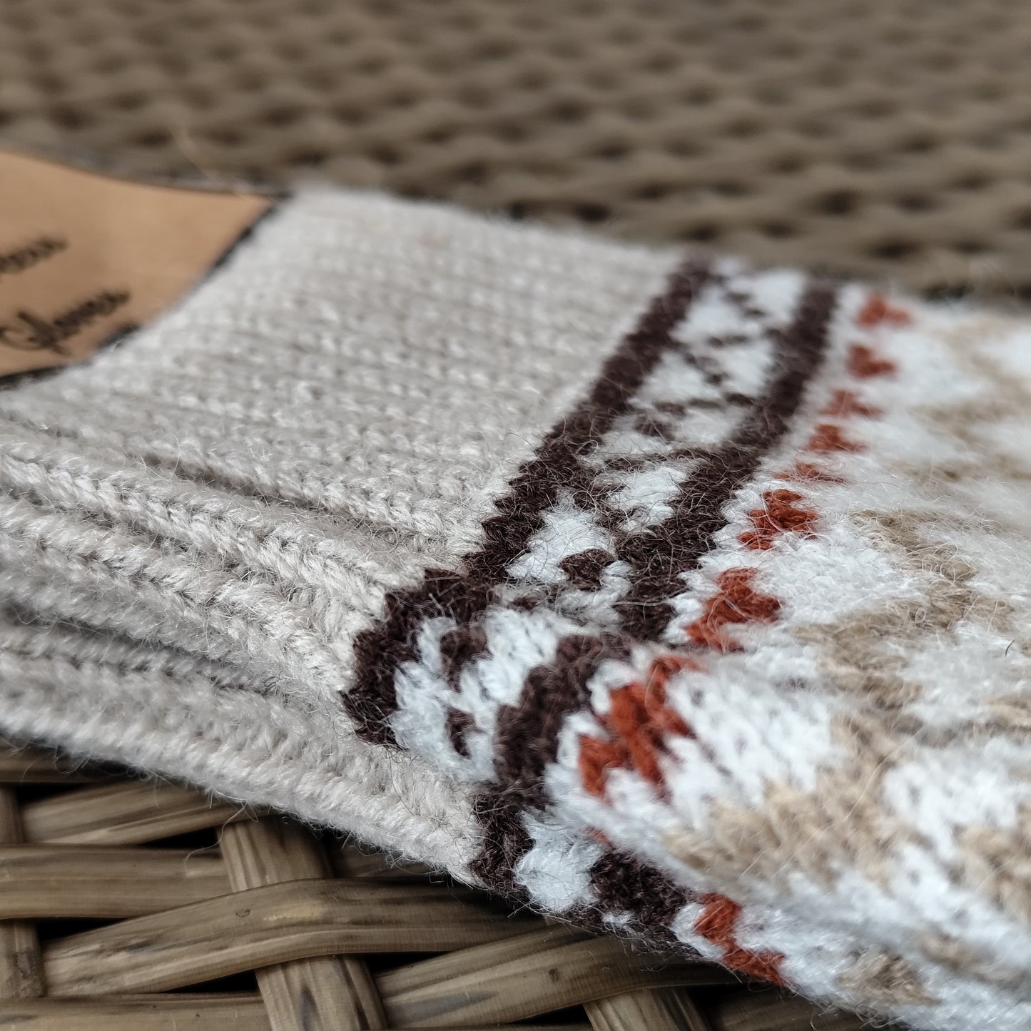 Jess & Lou - Nordic Neutral Fingerless Gloves