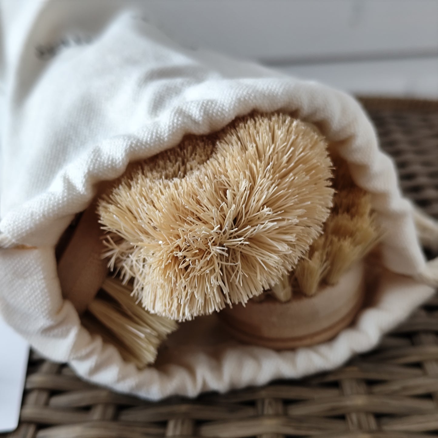 Mama and Tochter - Set of 3 Wooden Kitchen Brushes