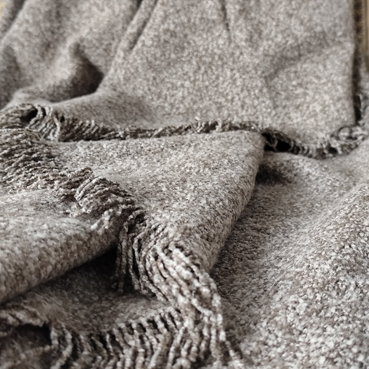 Cosy Soft Finish Chocolate Brown Throw - 125 x 175 cm