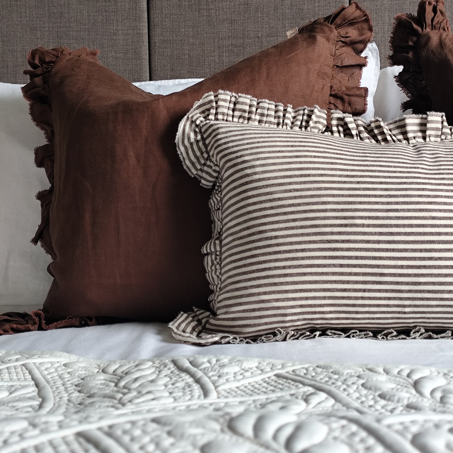 Hallie Ruffled Linen Cushion Cover – Deep Brown