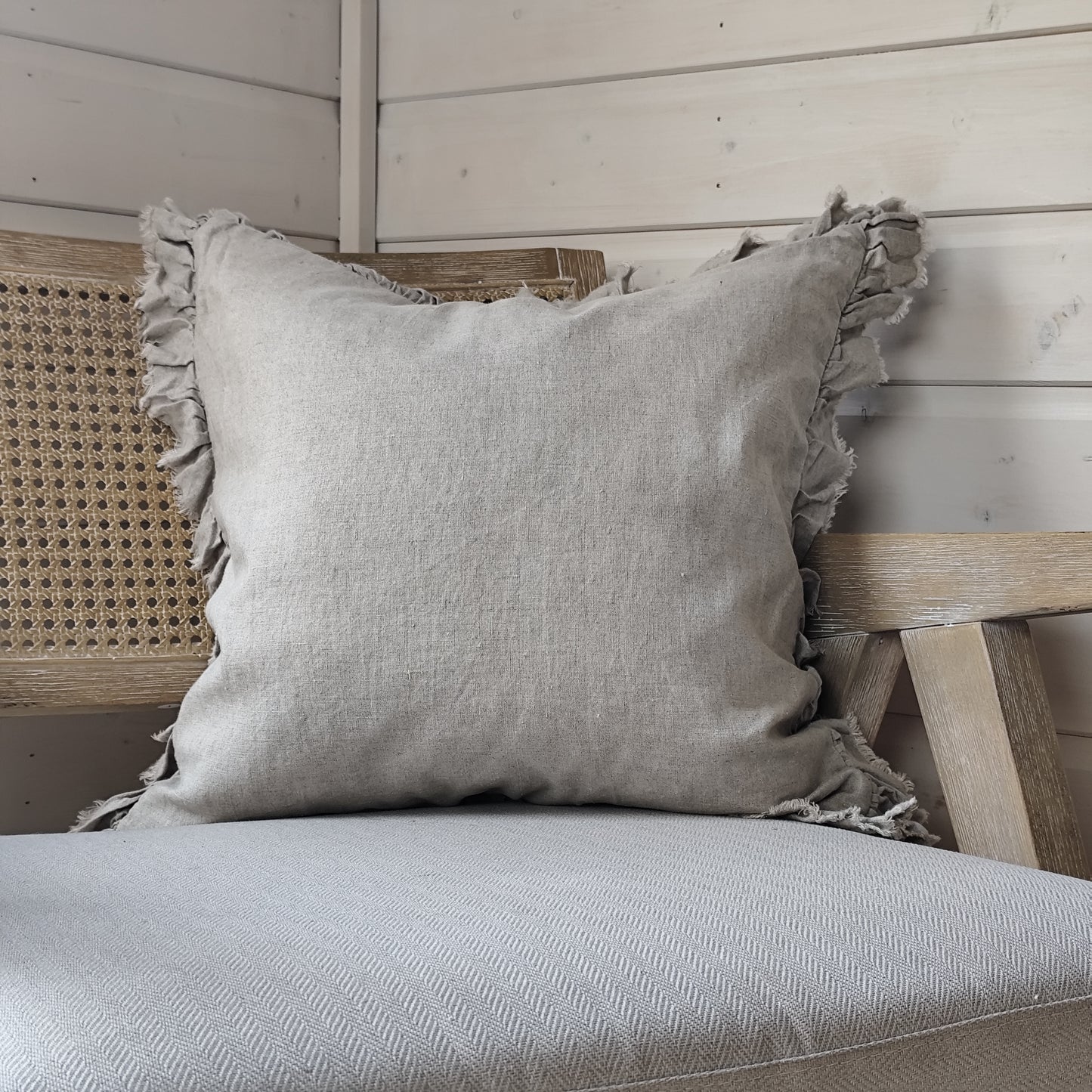 Hallie Ruffled Linen Cushion Cover – Grey