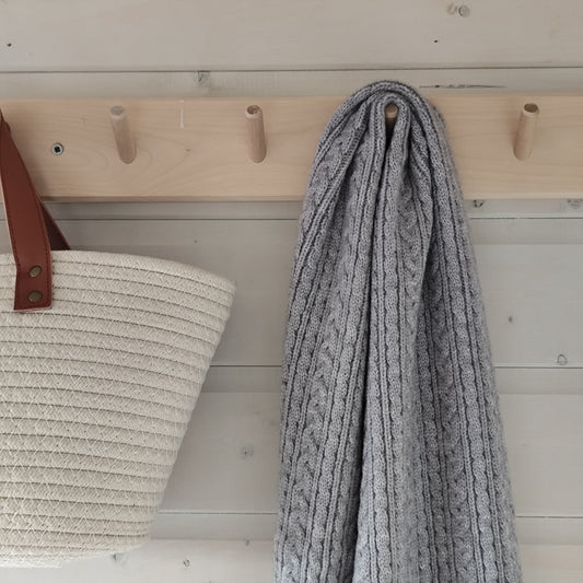 Jess & Lou - Cosy Cable Knit Scarf - Grey