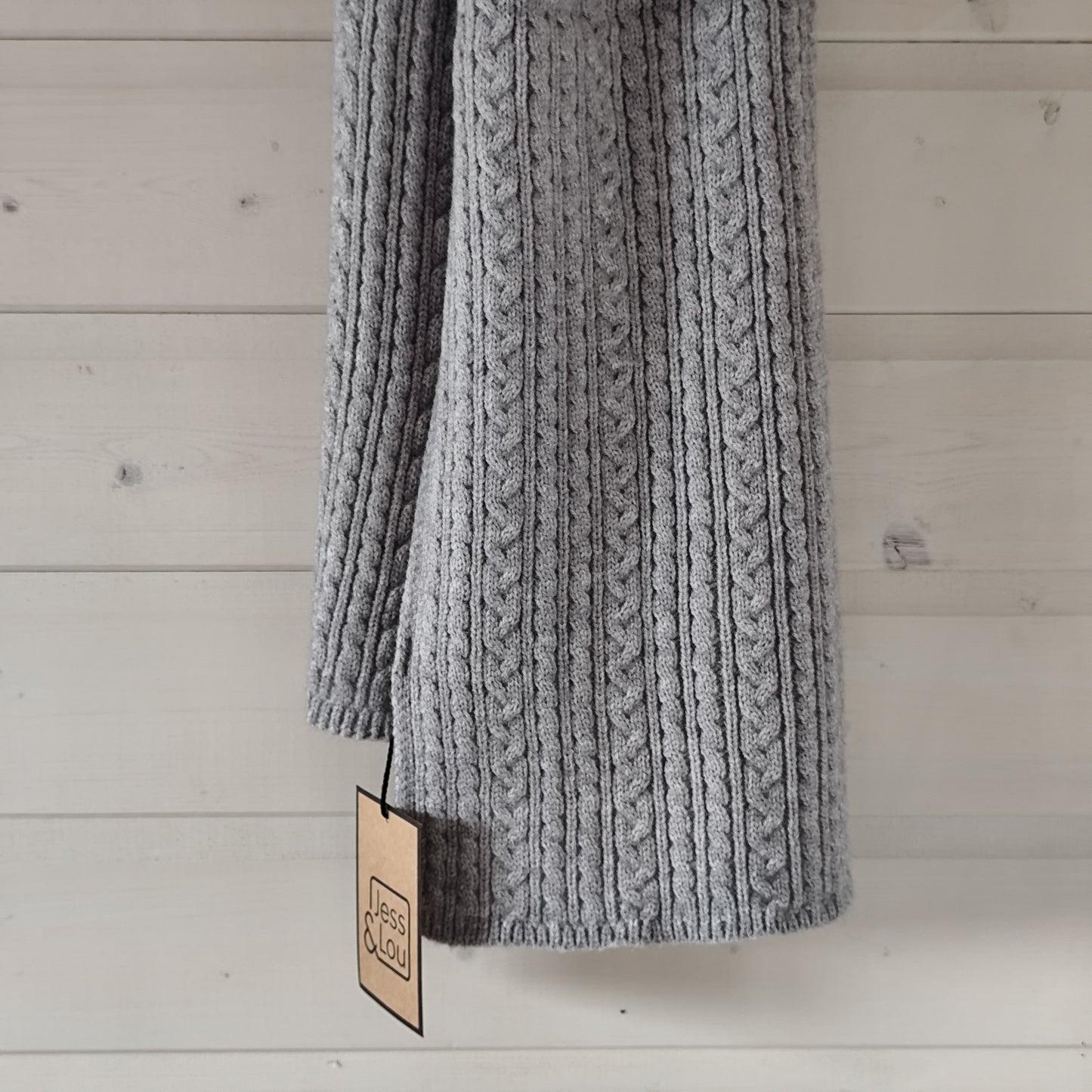 Jess & Lou - Cosy Cable Knit Scarf - Grey