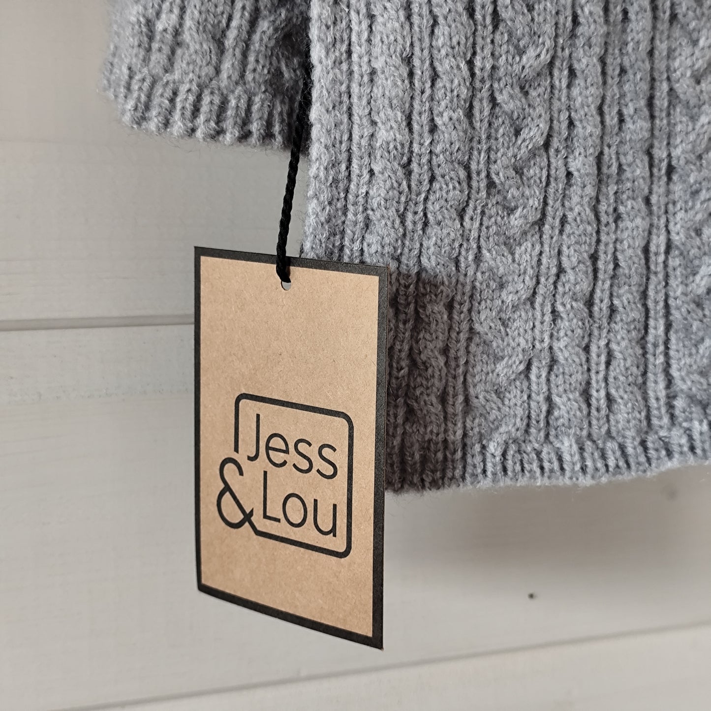 Jess & Lou - Cosy Cable Knit Scarf - Grey